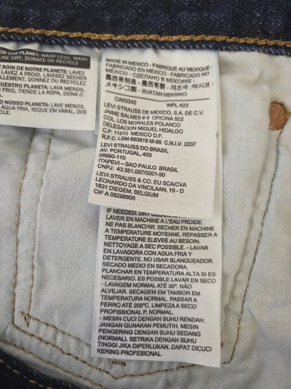Levi's Men's Dark Wash 501 Button Fly Jeans Size 34 Inseam 30
